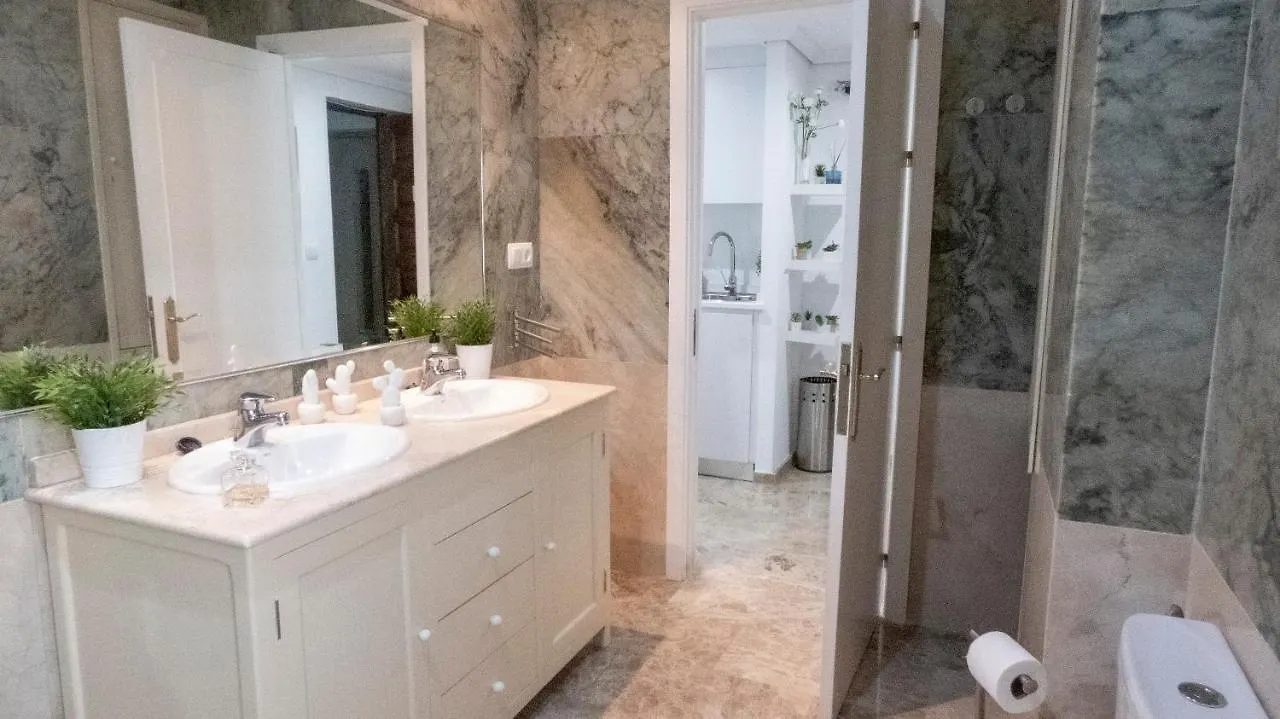 Azhar Suites Córdova